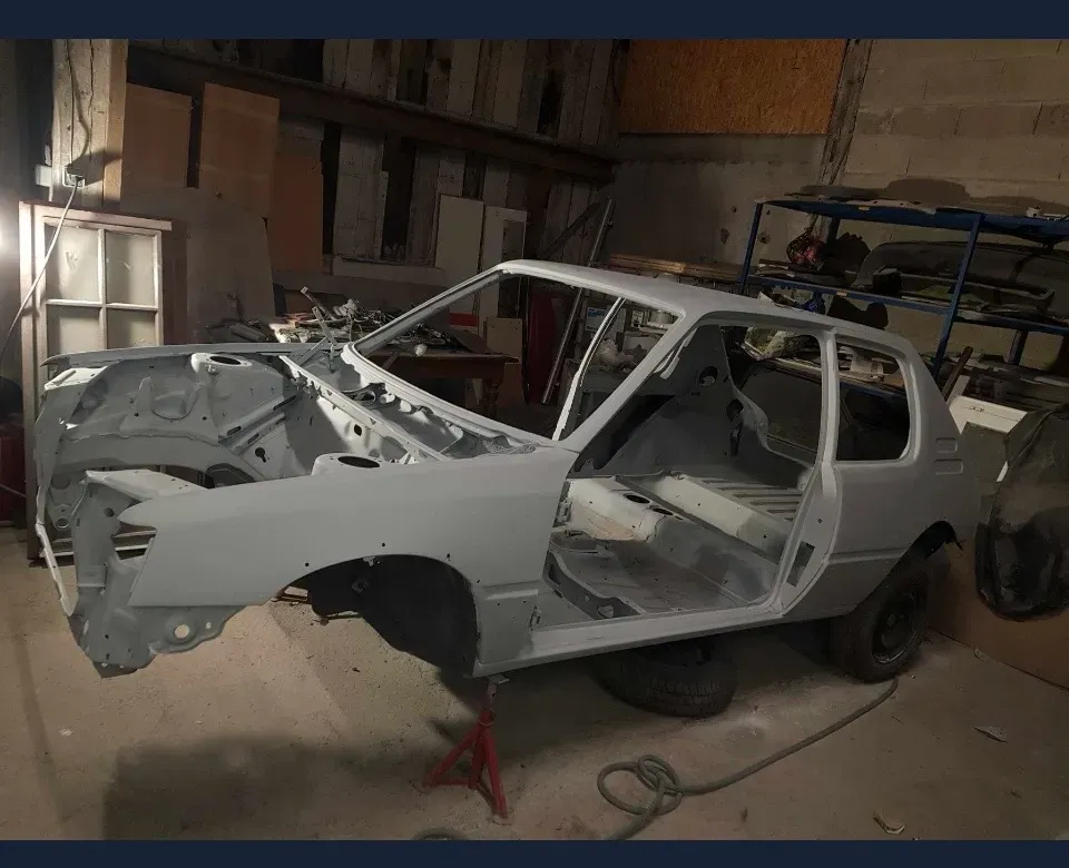PEUGEOT 205 GTI 130 VERT SORRENTO