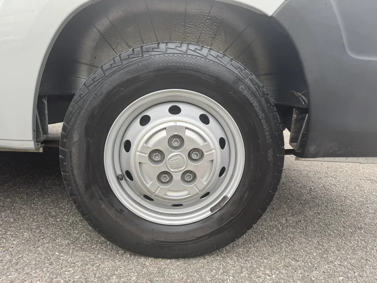 FIAT DUCATO FOURGON M H2 2.3 Multijet 120 PACK PROFESSIONAL