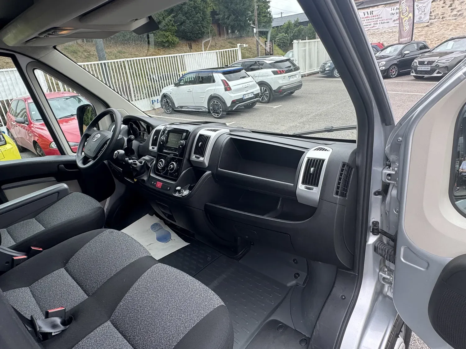 FIAT DUCATO FOURGON M H2 2.3 Multijet 120 PACK PROFESSIONAL