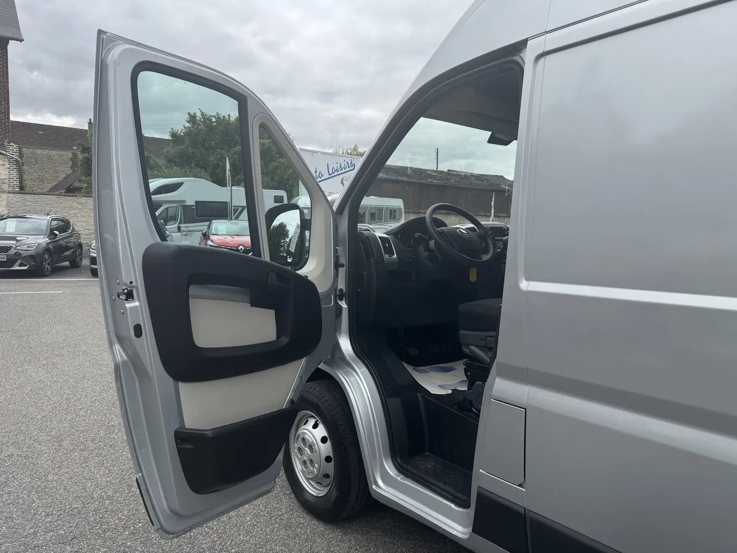 FIAT DUCATO FOURGON M H2 2.3 Multijet 120 PACK PROFESSIONAL