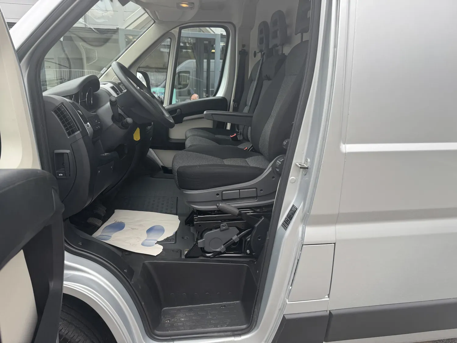 FIAT DUCATO FOURGON M H2 2.3 Multijet 120 PACK PROFESSIONAL
