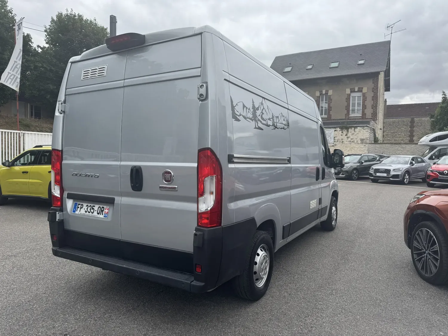 FIAT DUCATO FOURGON M H2 2.3 Multijet 120 PACK PROFESSIONAL