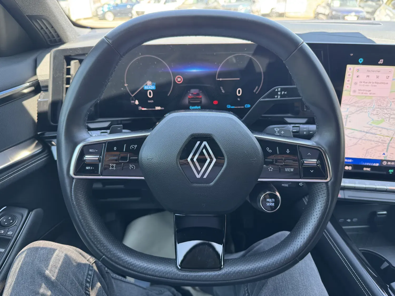 RENAULT AUSTRAL FULL HYBRID 1.2 E-TECH 200 CV BOITE AUTO TECHNO