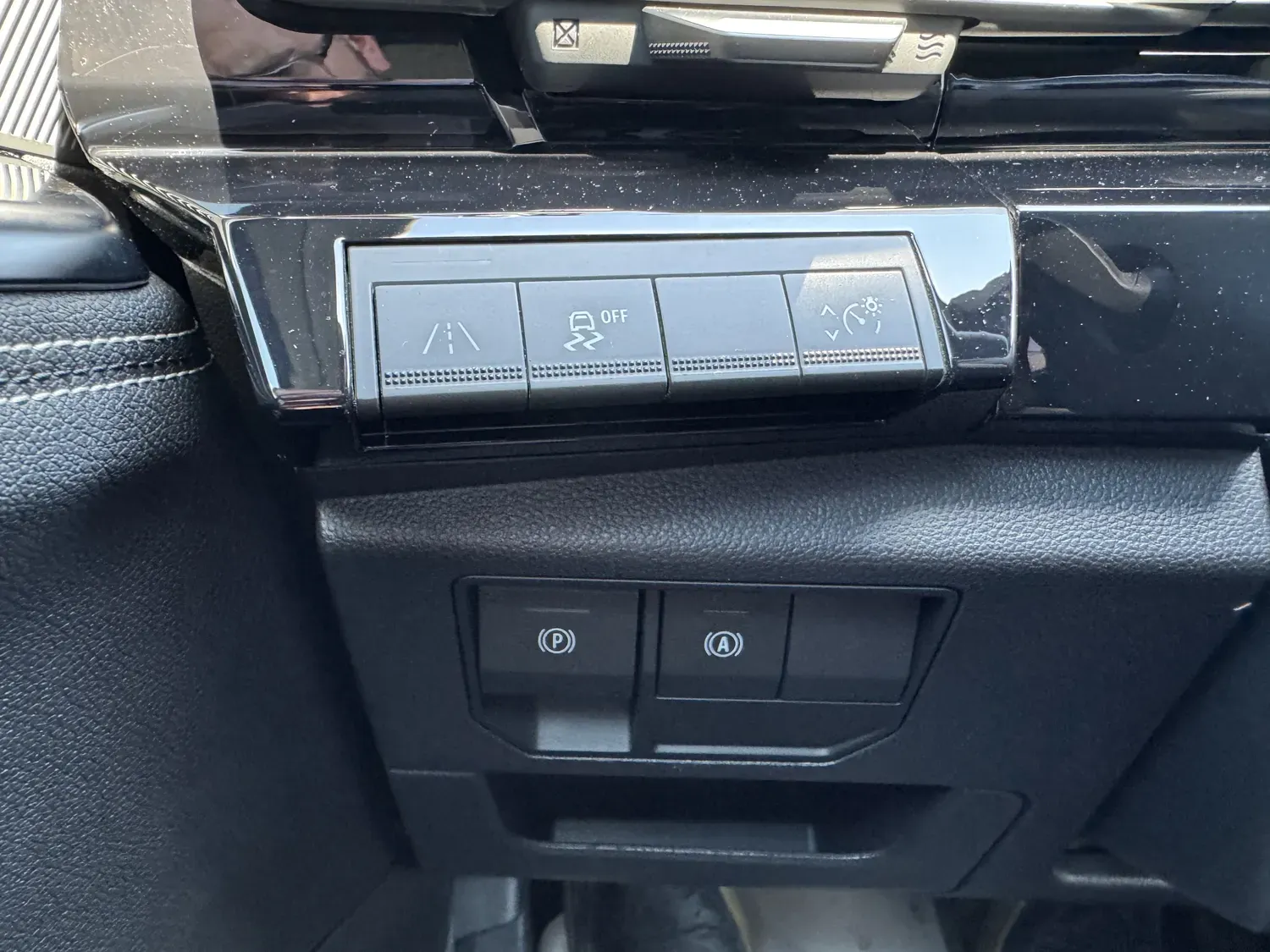 RENAULT AUSTRAL FULL HYBRID 1.2 E-TECH 200 CV BOITE AUTO TECHNO