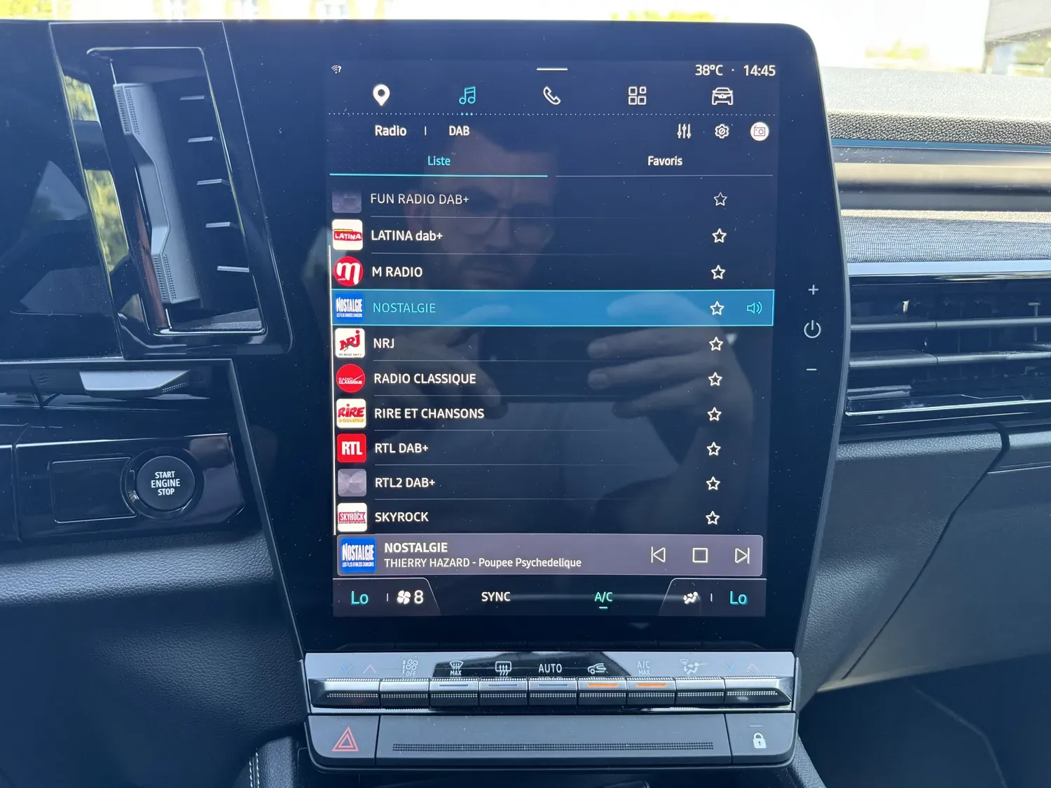 RENAULT AUSTRAL FULL HYBRID 1.2 E-TECH 200 CV BOITE AUTO TECHNO