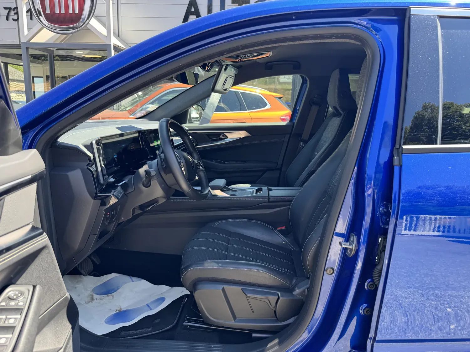 RENAULT AUSTRAL FULL HYBRID 1.2 E-TECH 200 CV BOITE AUTO TECHNO