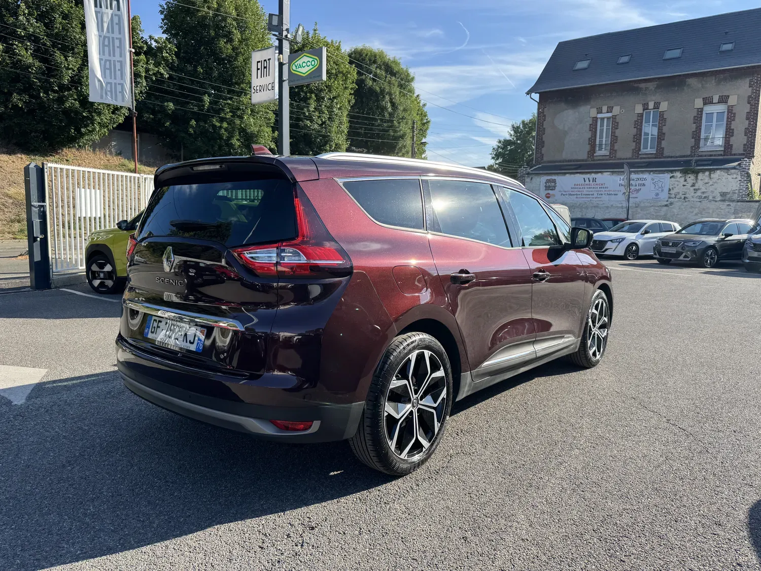 RENAULT GRAND SCENIC IV 1.3 TCE 140 TECHNO