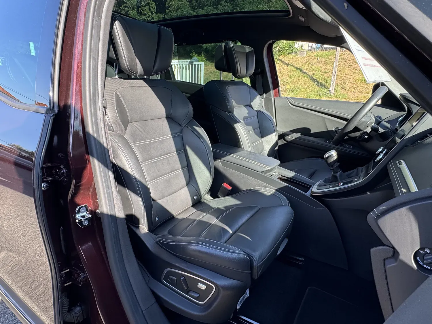 RENAULT GRAND SCENIC IV 1.3 TCE 140 TECHNO