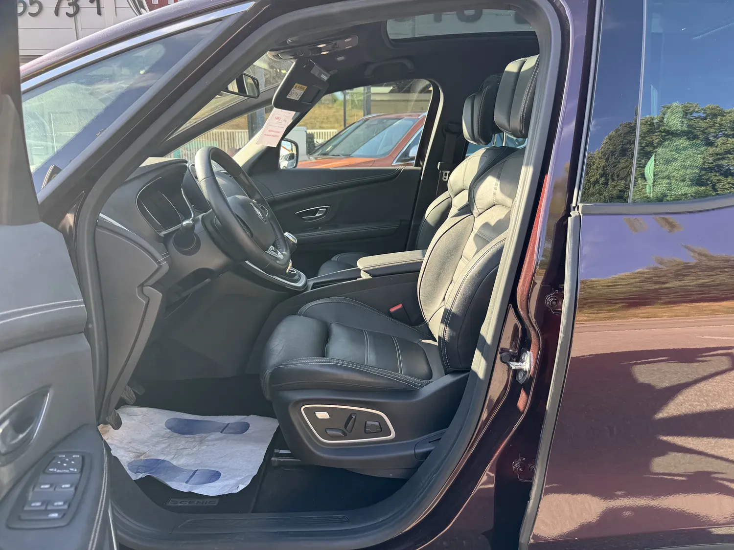RENAULT GRAND SCENIC IV 1.3 TCE 140 TECHNO