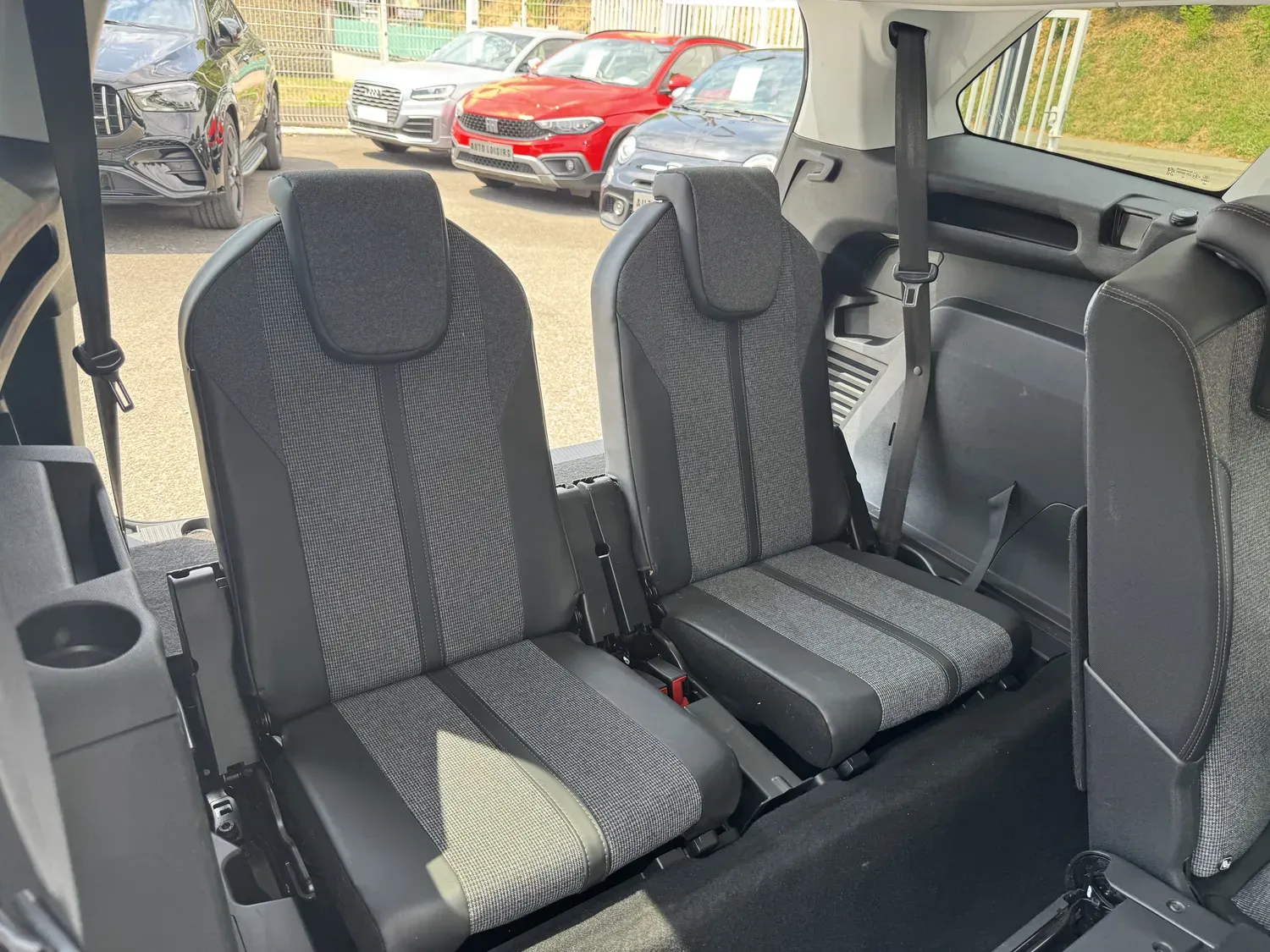 PEUGEOT 5008 1.6 BLUEHDI 120