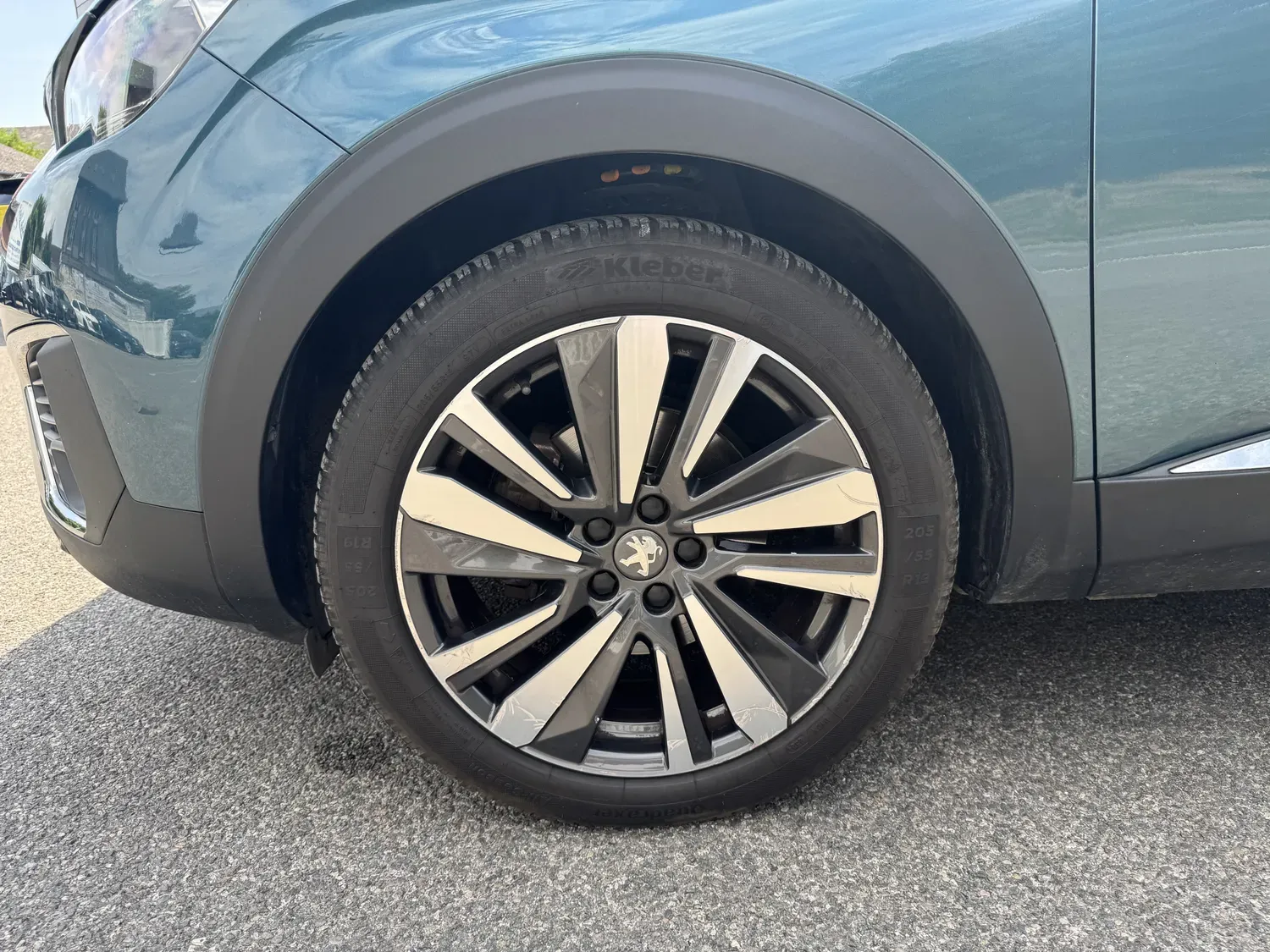 PEUGEOT 5008 1.6 BLUEHDI 120