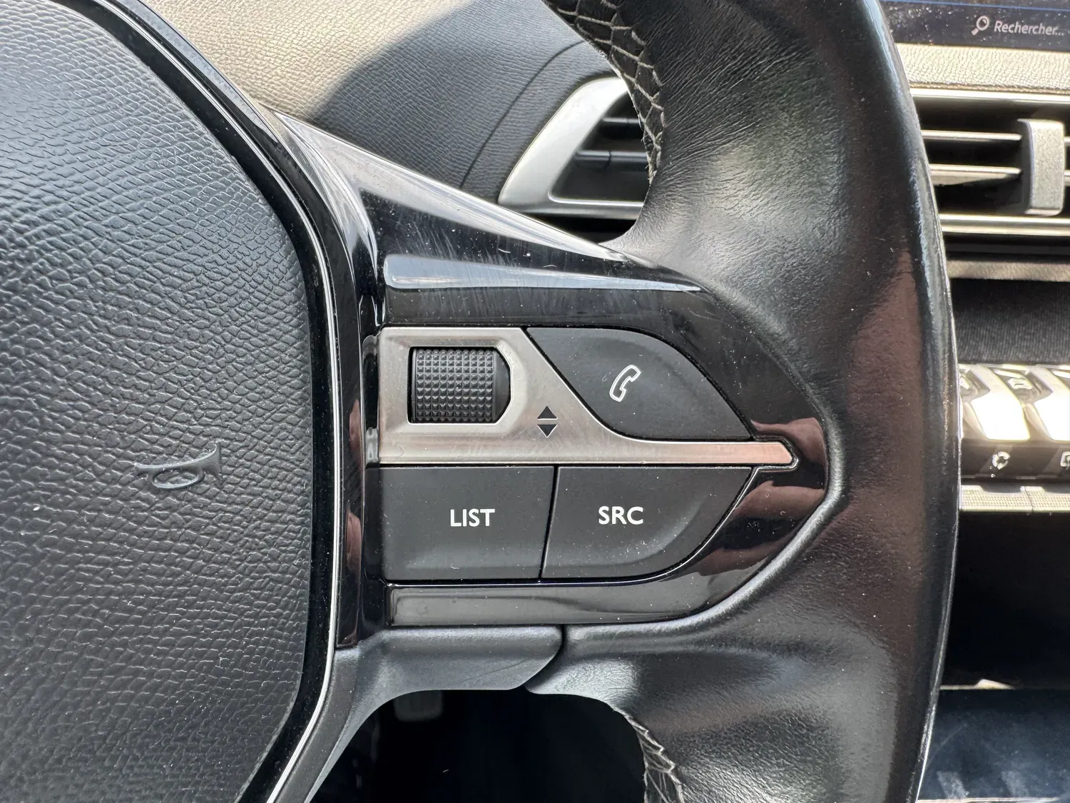 PEUGEOT 5008 1.6 BLUEHDI 120