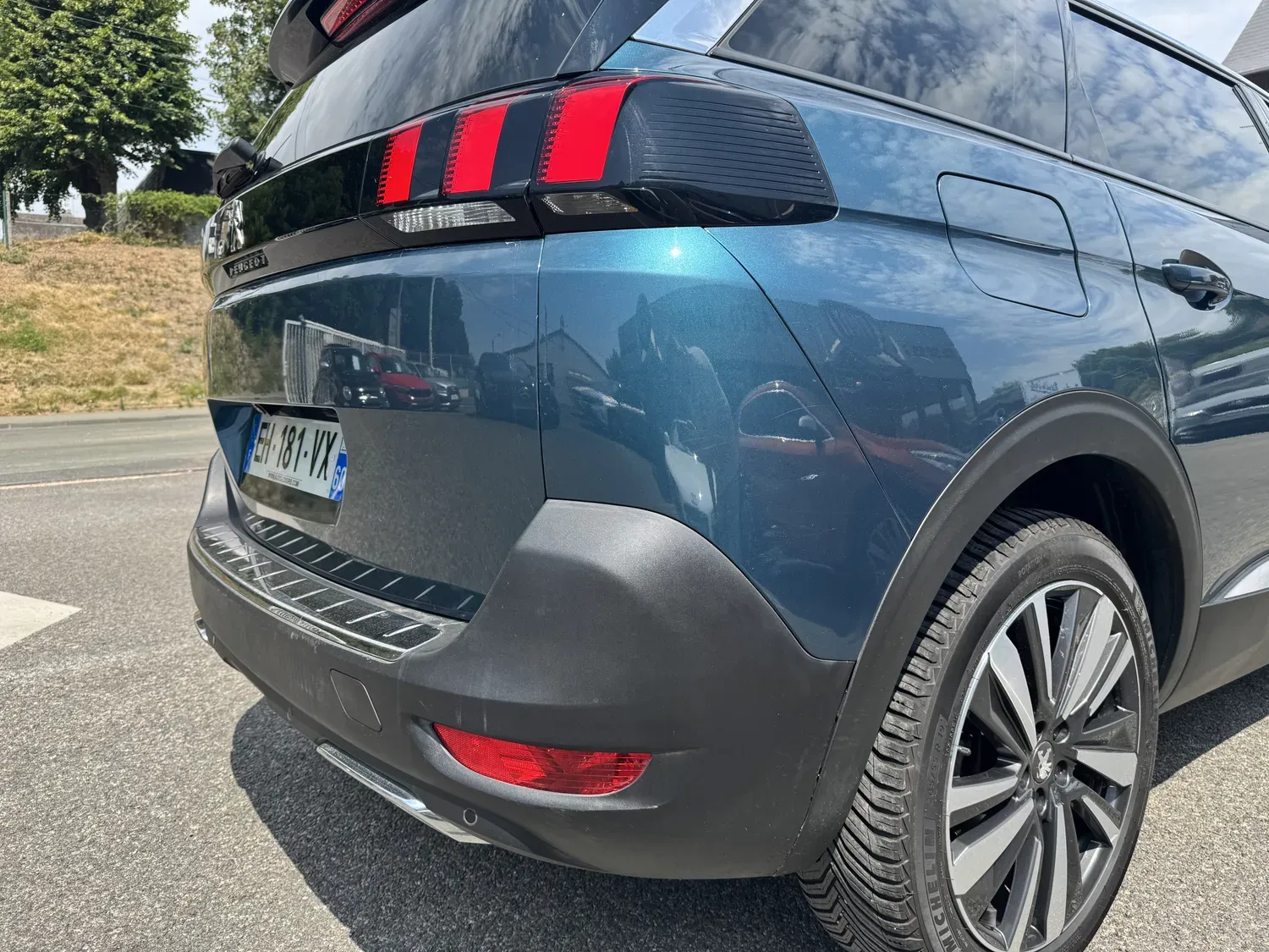 PEUGEOT 5008 1.6 BLUEHDI 120