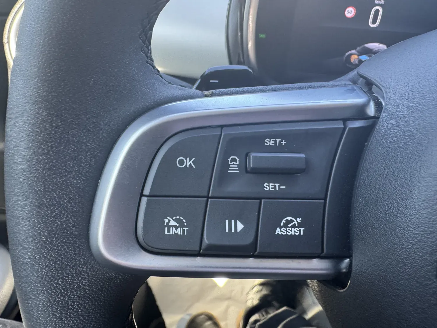 FIAT 600 1.2 HYBRID 110 ICONE 