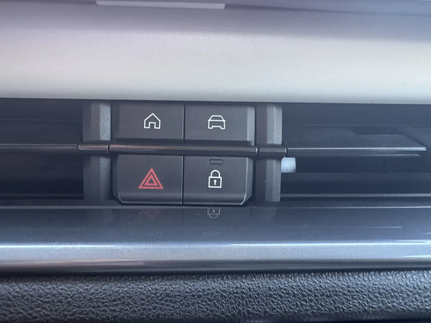 FIAT 600 1.2 HYBRID 110 ICONE 
