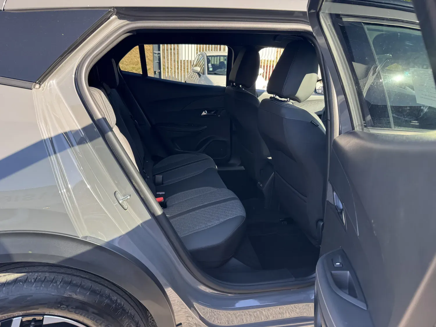 PEUGEOT 2008 1.2 100 ALLURE