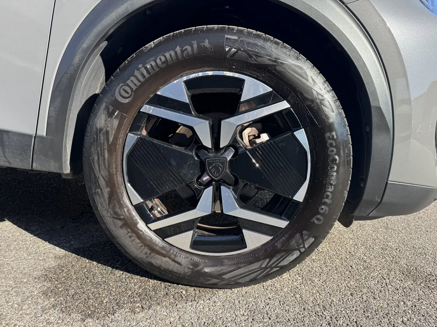 PEUGEOT 2008 1.2 100 ALLURE