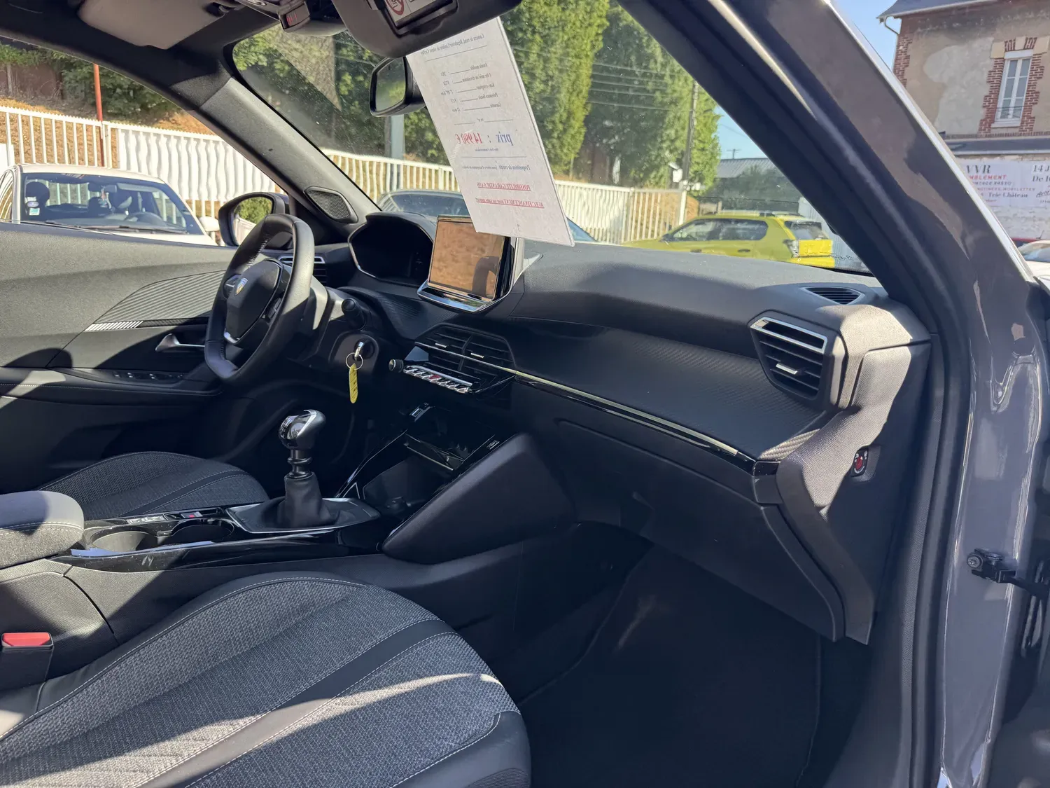 PEUGEOT 2008 1.2 100 ALLURE