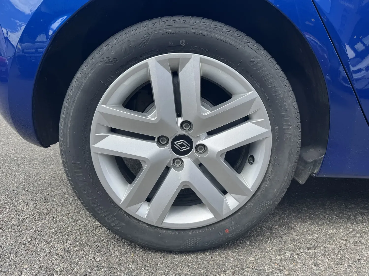 RENAULT CLIO V 1.6 E-TECH FULL HYBRID 145 EVOLUTION