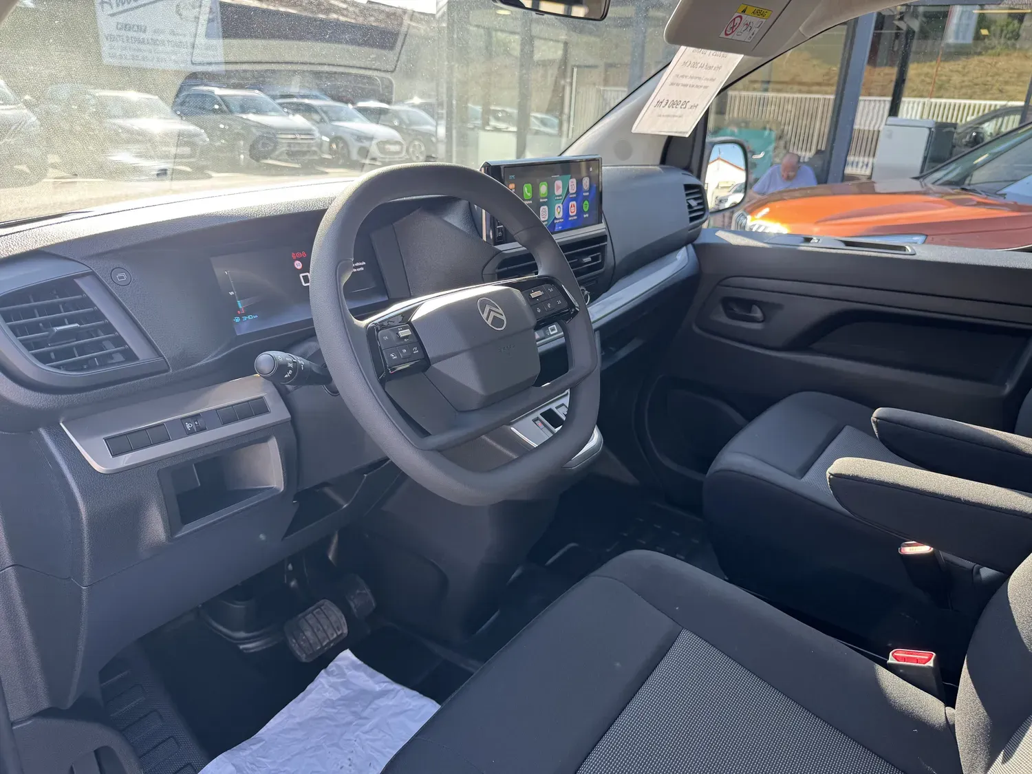 CITROEN JUMPY CABINE APPROFONDIE 