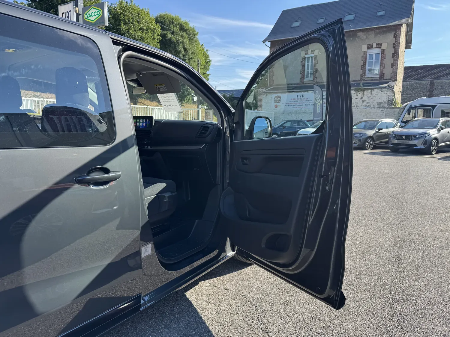 CITROEN JUMPY CABINE APPROFONDIE 