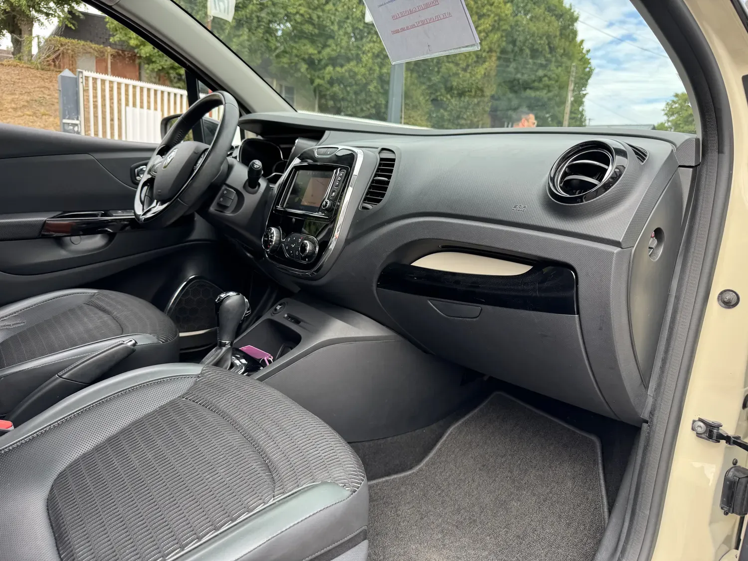 RENAULT CAPTUR 1.2 TCE 120 ENERGY INTENS EDC
