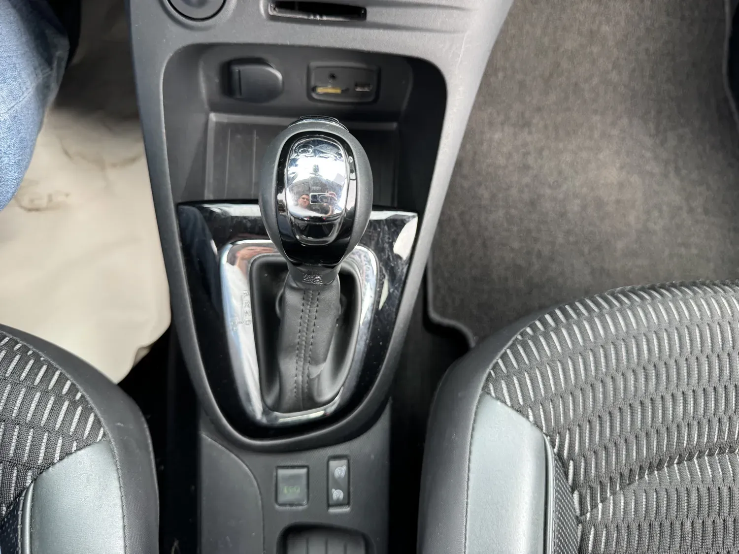 RENAULT CAPTUR 1.2 TCE 120 ENERGY INTENS EDC