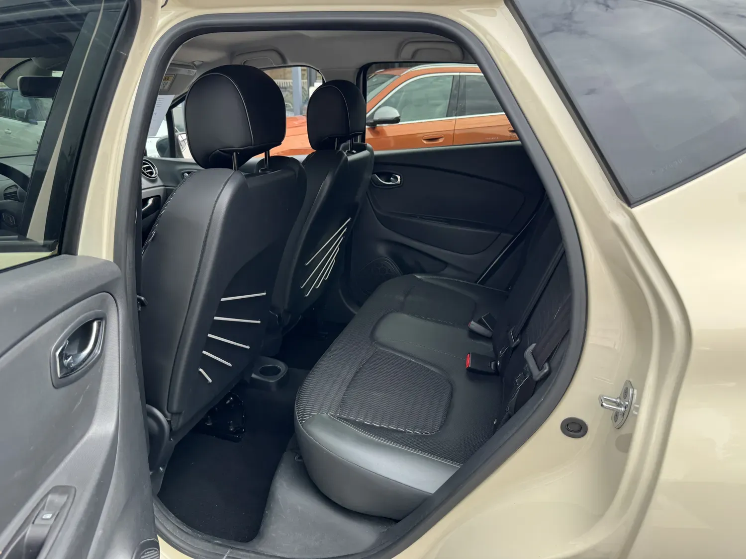 RENAULT CAPTUR 1.2 TCE 120 ENERGY INTENS EDC