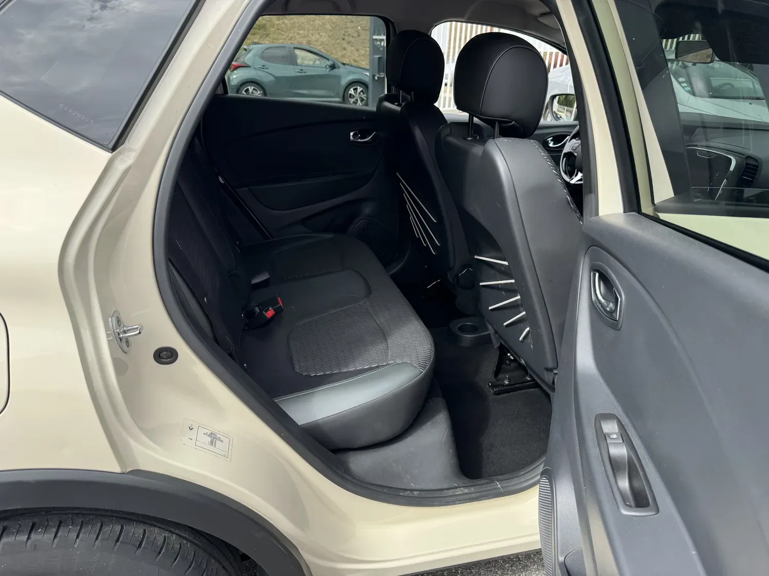RENAULT CAPTUR 1.2 TCE 120 ENERGY INTENS EDC