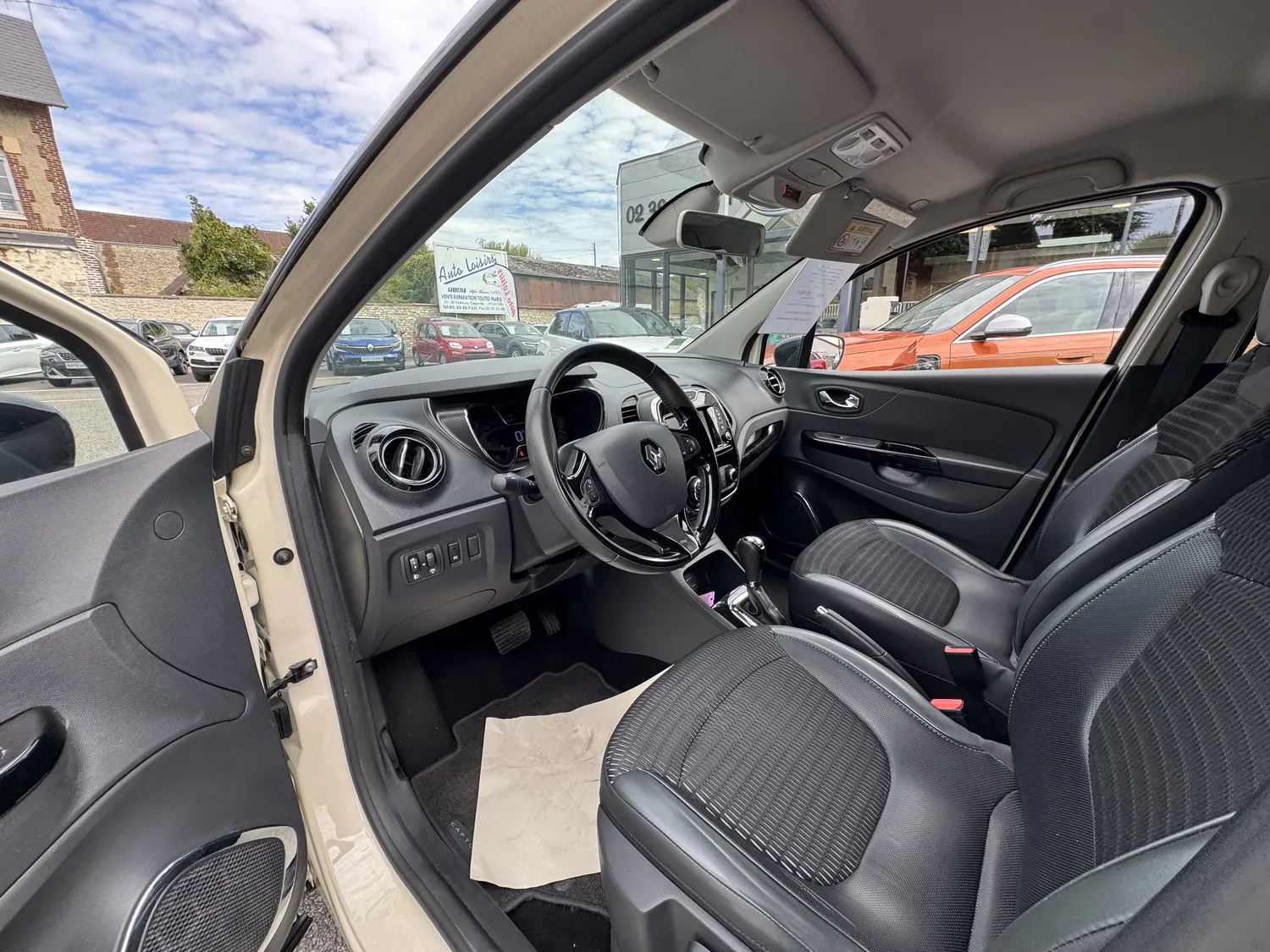 RENAULT CAPTUR 1.2 TCE 120 ENERGY INTENS EDC