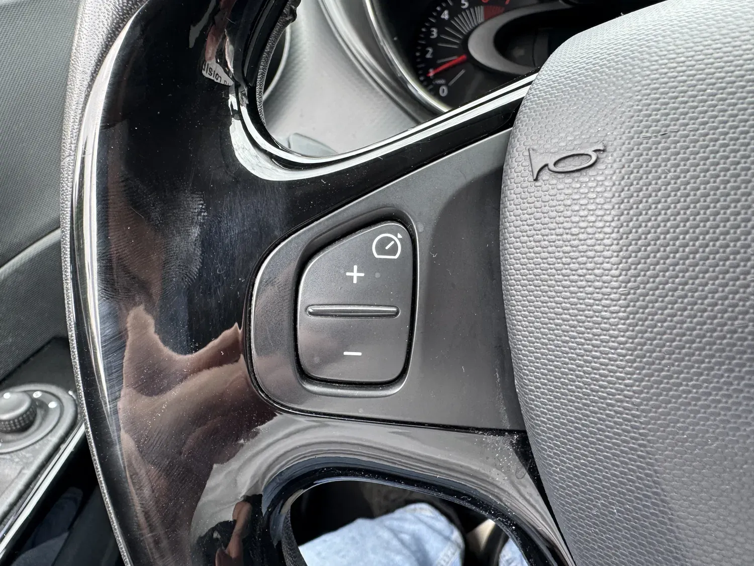 RENAULT CAPTUR 1.2 TCE 120 ENERGY INTENS EDC