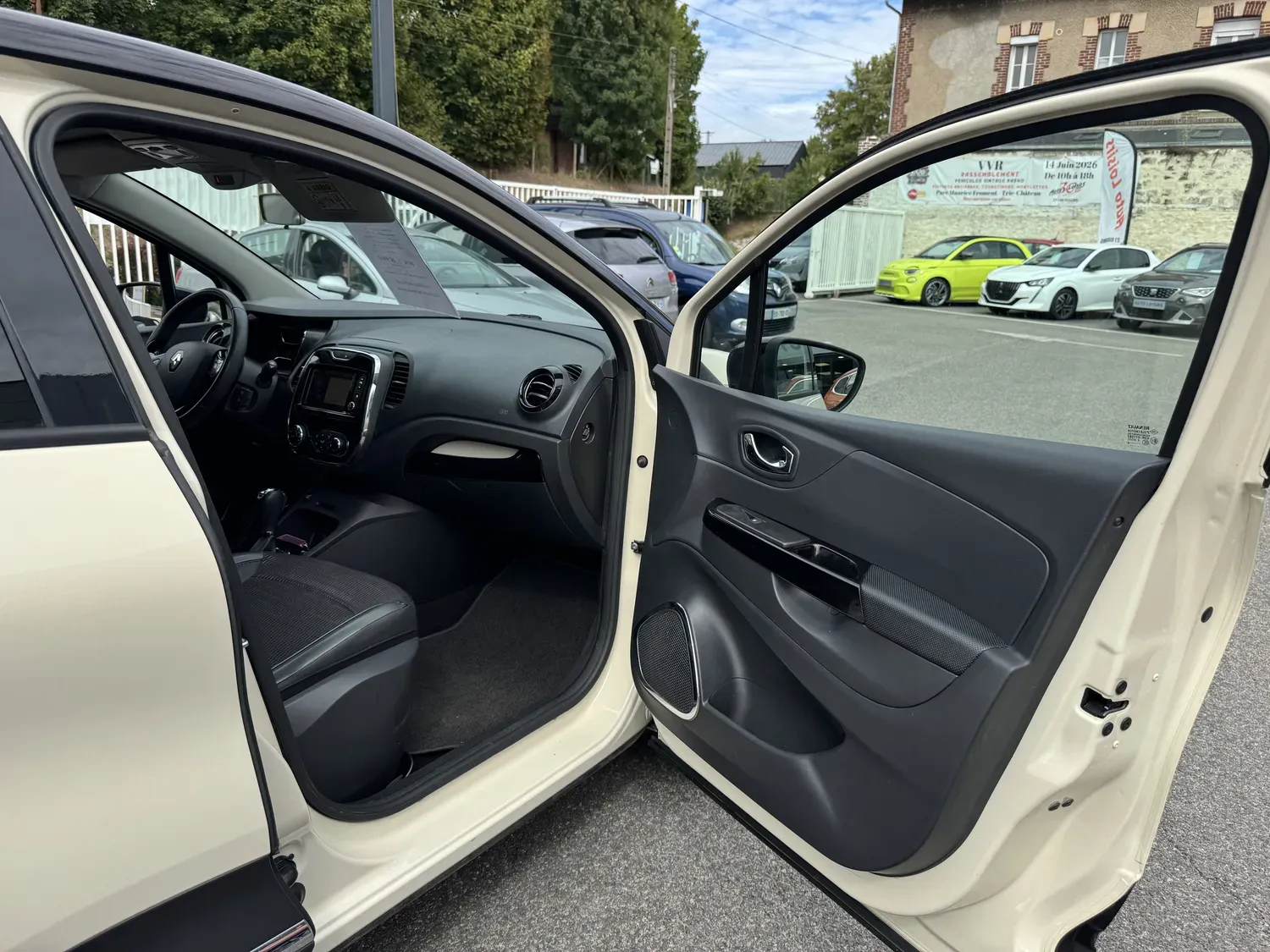 RENAULT CAPTUR 1.2 TCE 120 ENERGY INTENS EDC