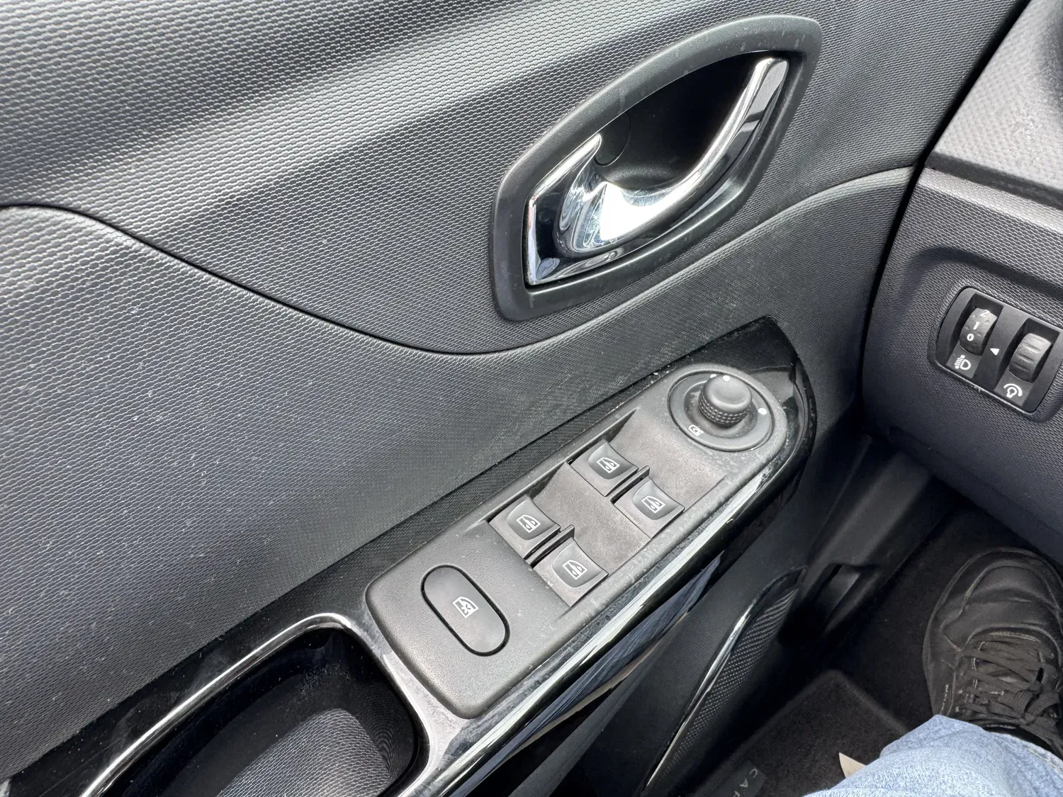 RENAULT CAPTUR 1.2 TCE 120 ENERGY INTENS EDC