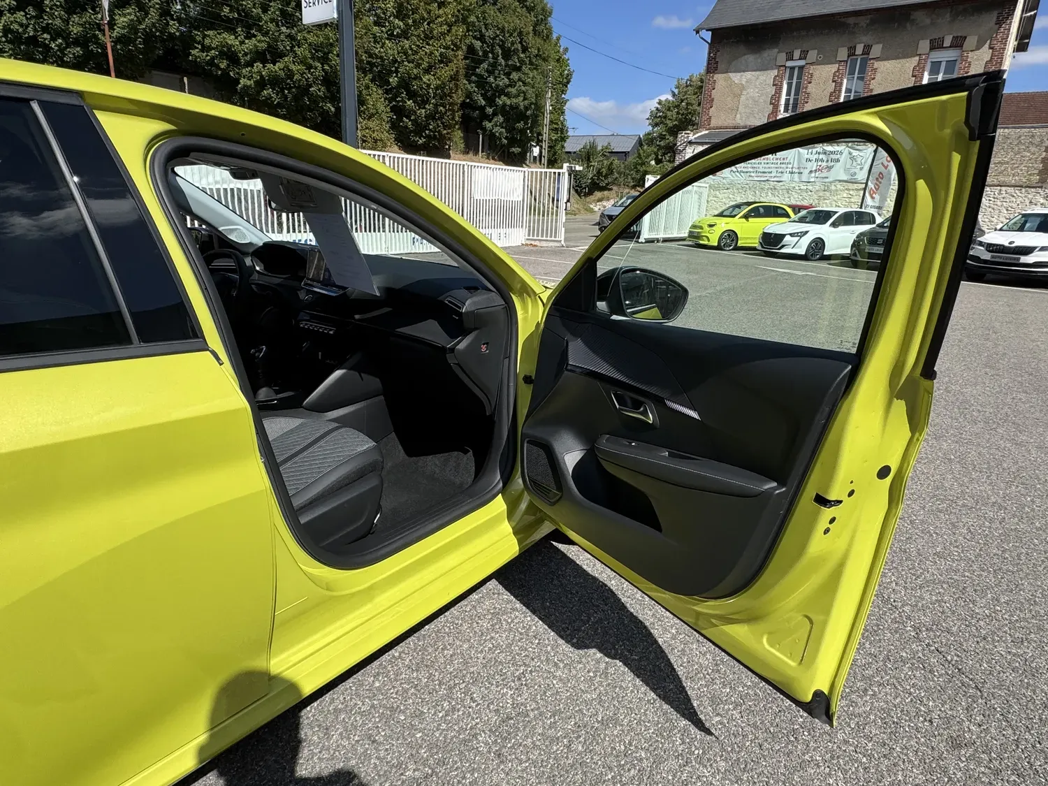 PEUGEOT 208 1.2 100 ALLURE PACK