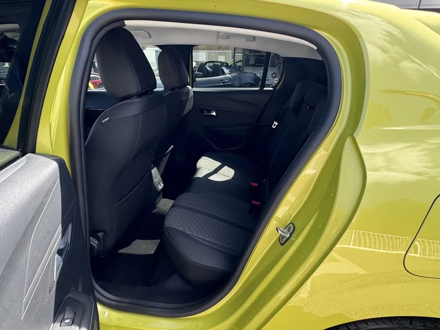 PEUGEOT 208 1.2 100 ALLURE PACK