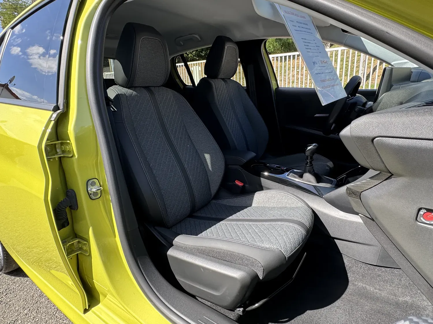 PEUGEOT 208 1.2 100 ALLURE PACK
