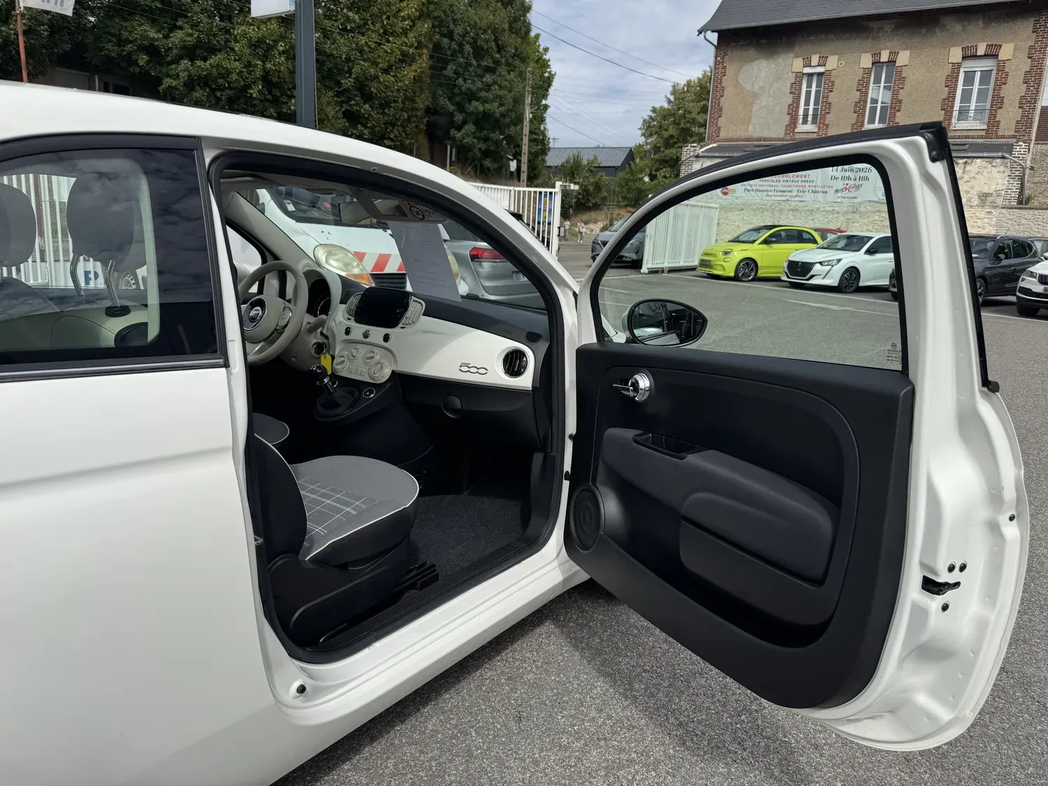 FIAT 500 1.2 8V 69 LOUNGE