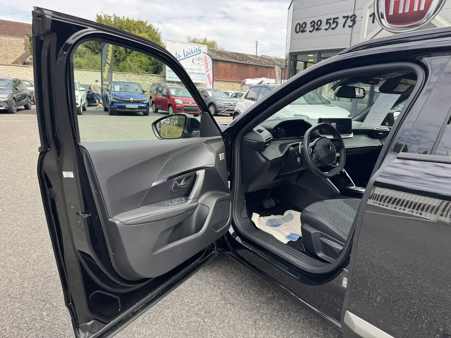 PEUGEOT 2008 II 1.2 HYBRID 145 ALLURE E-DCS6