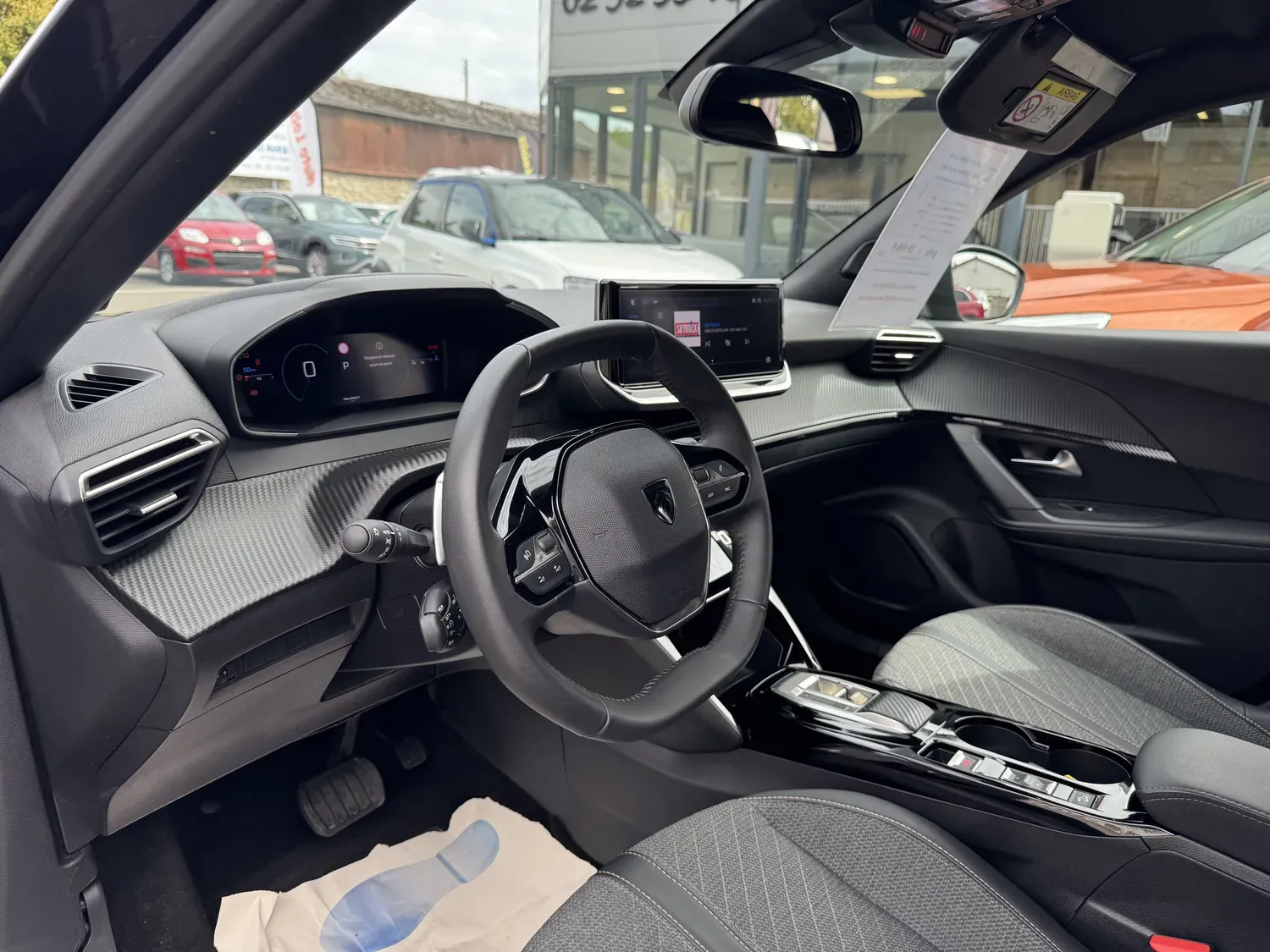 PEUGEOT 2008 II 1.2 HYBRID 145 ALLURE E-DCS6