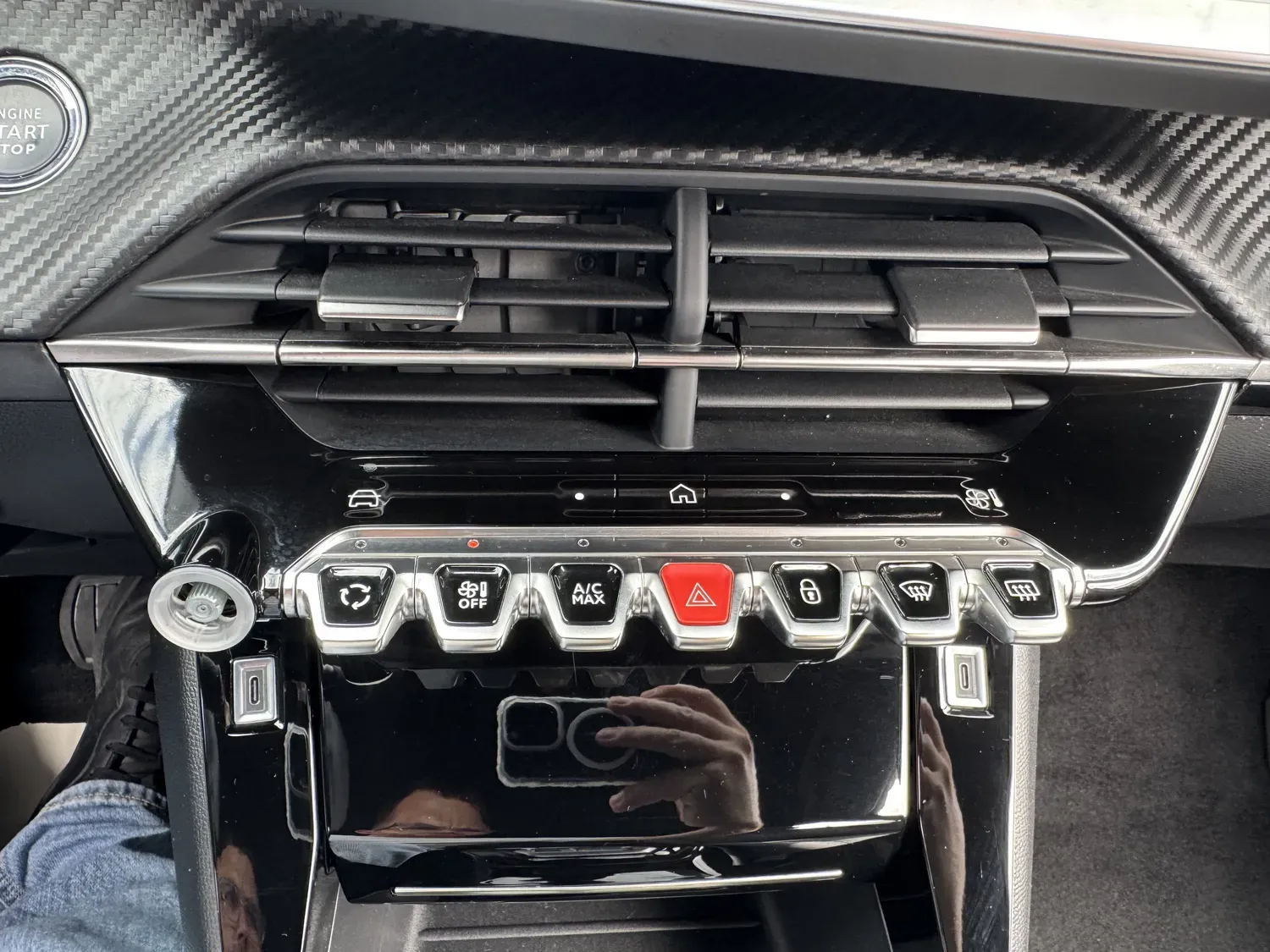 PEUGEOT 2008 II 1.2 HYBRID 145 ALLURE E-DCS6