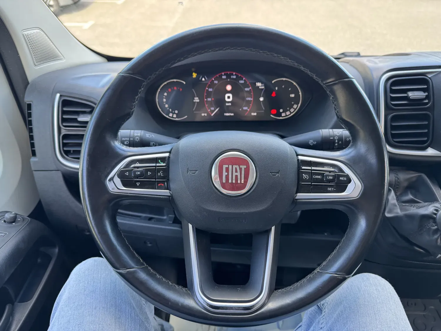 FIAT DUCATO 33 CH1 2.2 MJET 180 BV6 PACK EVOLTION PRIX HT