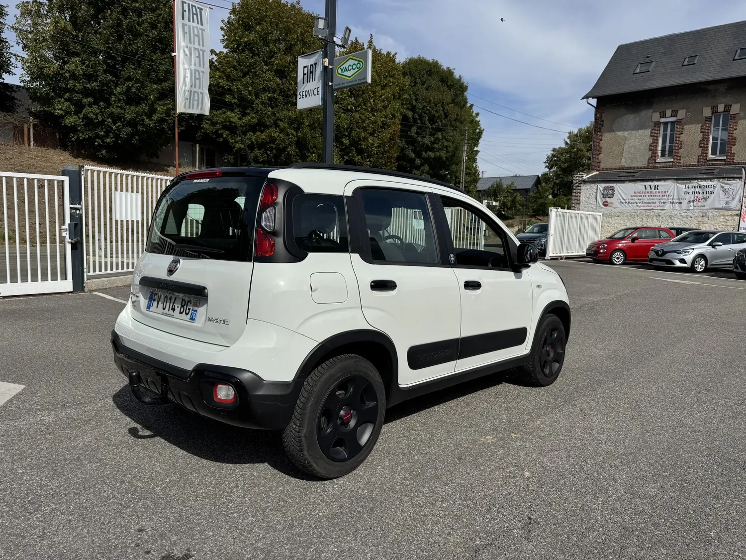 FIAT PANDA 1.0 70 HYBRID CITY CROSS ELYSIA