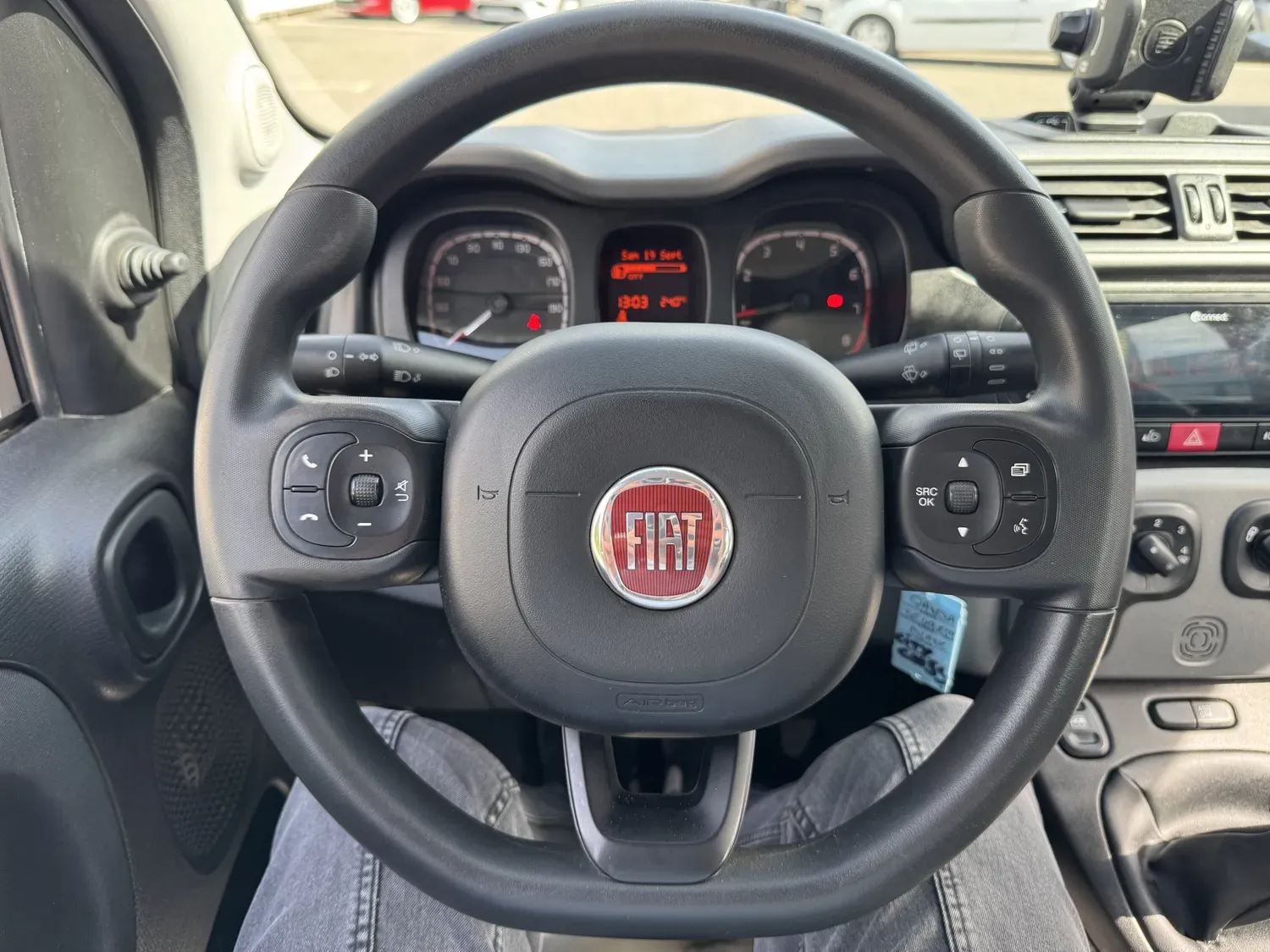 FIAT PANDA 1.0 70 HYBRID CITY CROSS ELYSIA