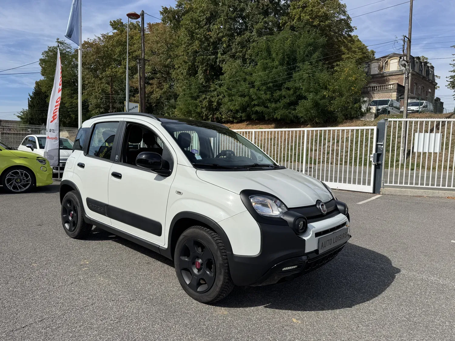FIAT PANDA 1.0 70 HYBRID CITY CROSS ELYSIA