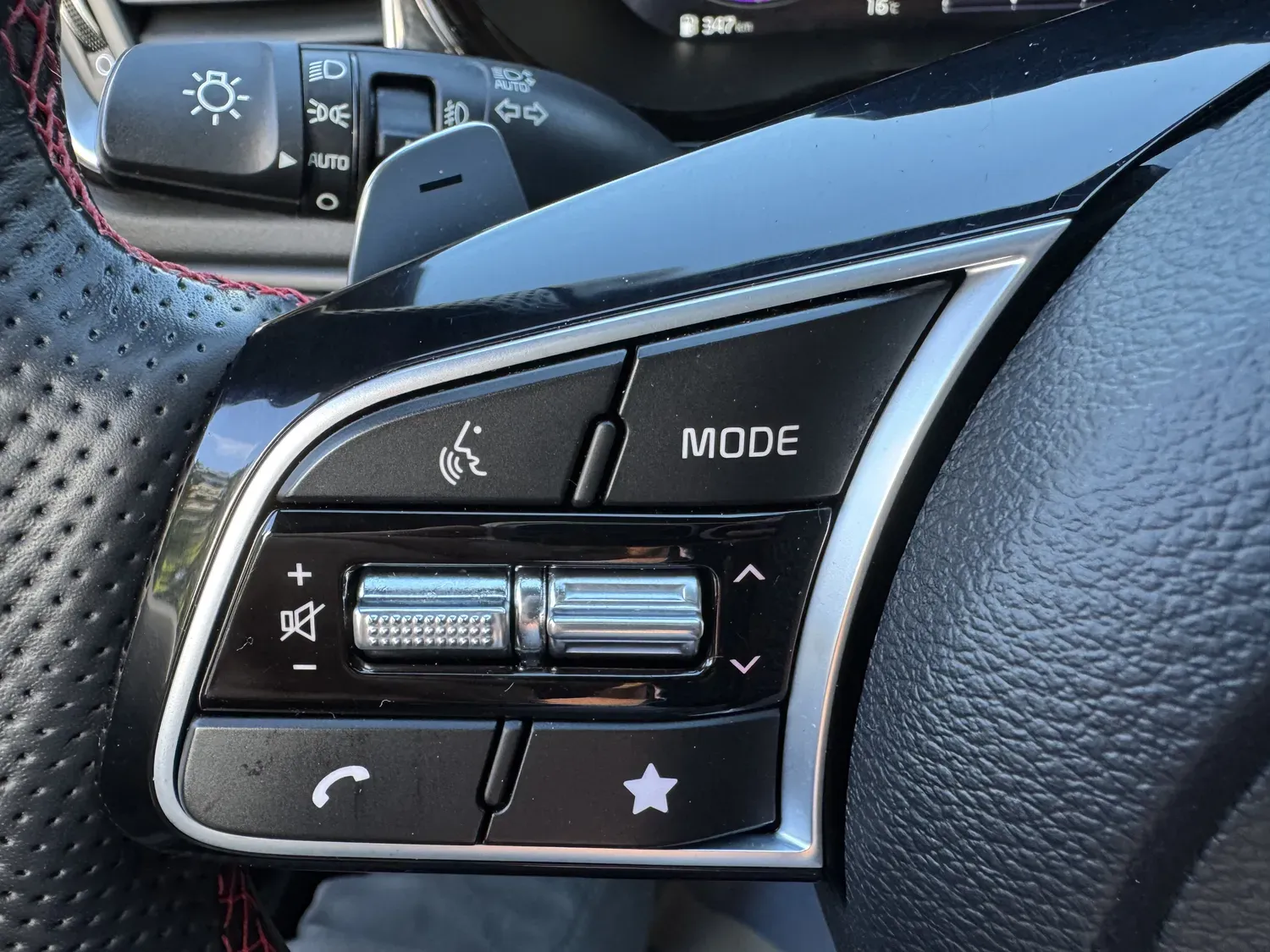 KIA PROCEED PROCEED 1.6 T-GDI 204 GT DCT