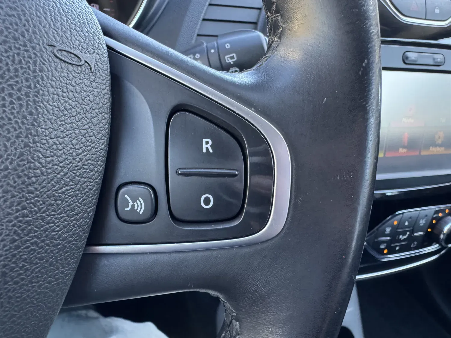 RENAULT CAPTUR ENERGY INTENS